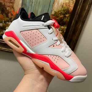 Jordan 6 Retro Low Atmosphere sneakers